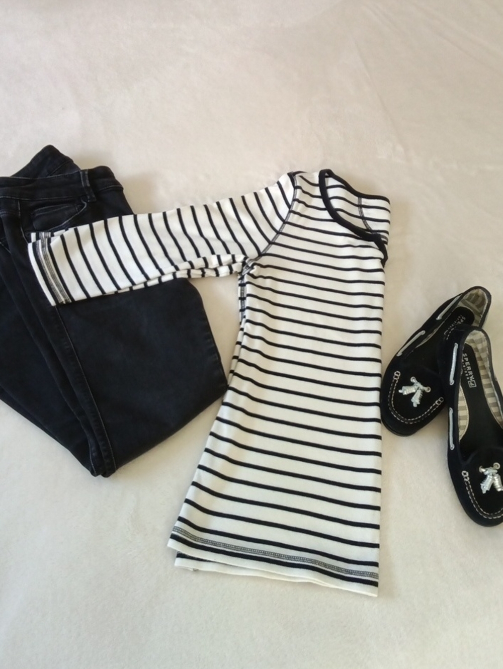 Eddie Bauer Black & White Striped Scoop Neck 3/4 Sleeve Top